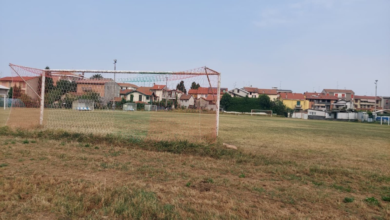 Raccolta fondi per la Nuova Abbiate. Obiettivo: campo in sintetico