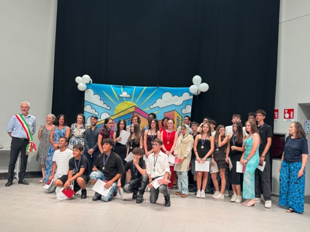 Grande festa per gli alunni di terza media