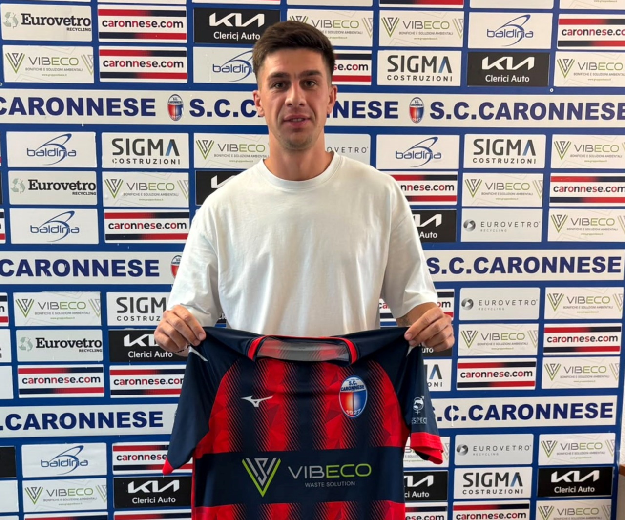 Nico Cocuz, colpo a centrocampo per la Caronnese