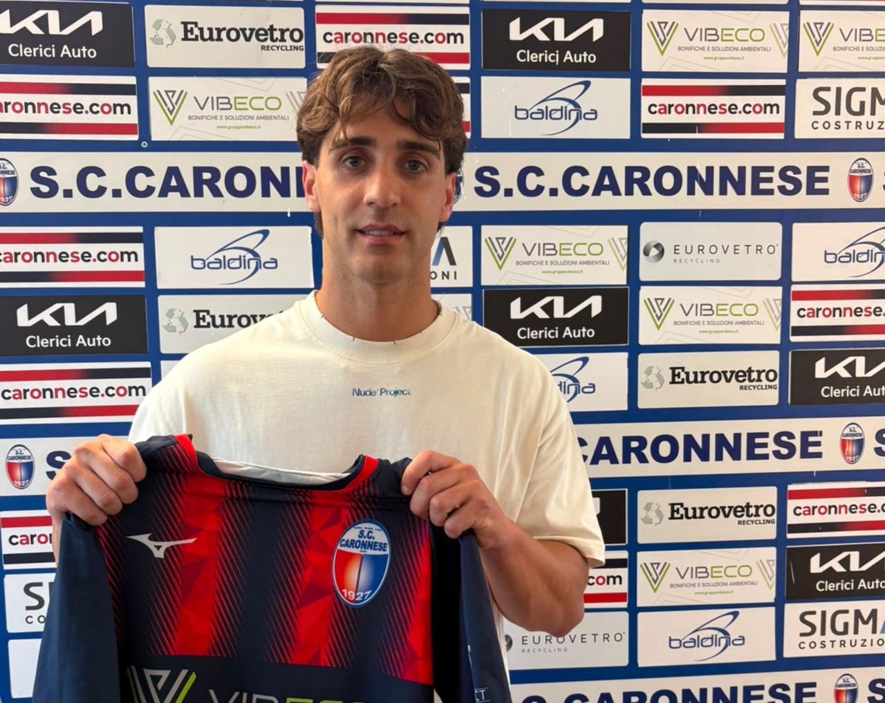 Esperienza e qualità a centrocampo, la Caronnese firma Edoardo Confalonieri