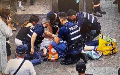 La Polizia salva una anziana colta da malore