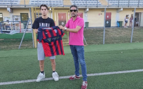 Un giovane rinforzo in attacco per la Caronnese: ecco Riccardo Pliscovaz