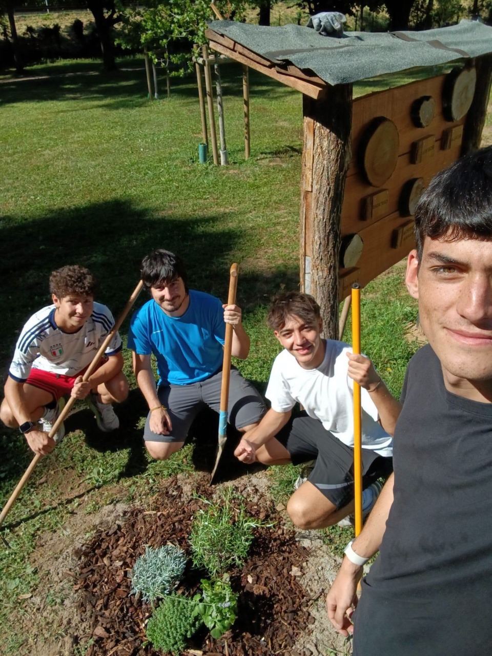 Nuove piante grazie a giovani studenti