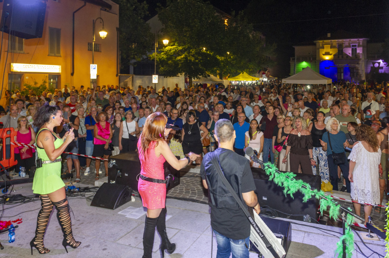 notte bianca ceriano laghetto