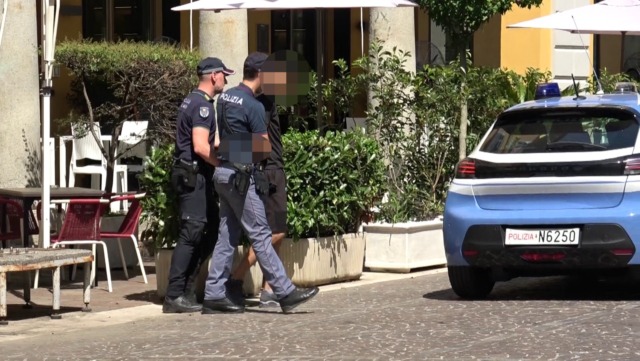 Identificate 99 persone e sequestrate 16 dosi di cocaina
