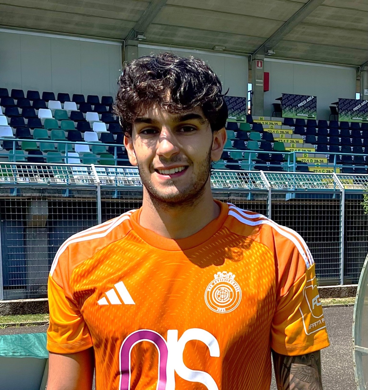 Guanti, centimetri e visione di gioco: ecco il 2006 Angelo Agostino