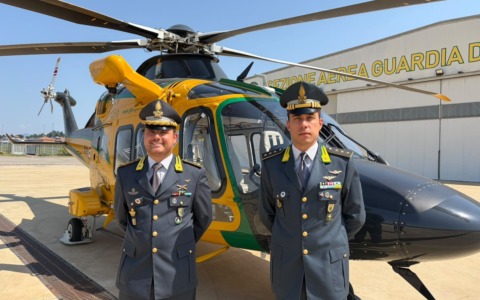 Gdf Roan Como: avvicendamento al comando della Sezione Aerea di Varese tra il Maggiore Daniele lozzi e il Capitano Luca Miraglia