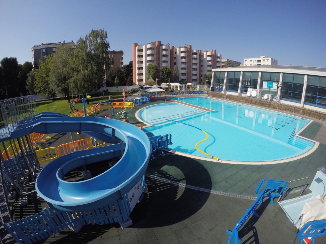 Piscina di Saronno, accessi in forte crescita: oltre 9.200 presenze a luglio