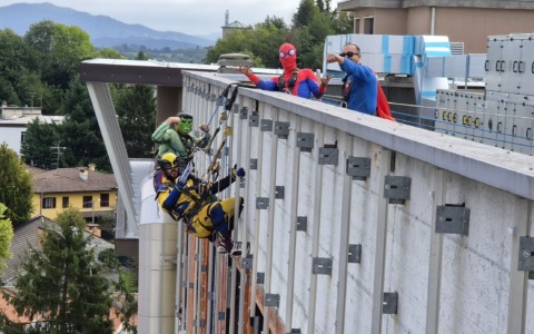 In ospedale sono arrivati i supereroi