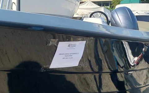 Bracconaggio ittico sul Lago Maggiore, denunciato pescatore svizzero