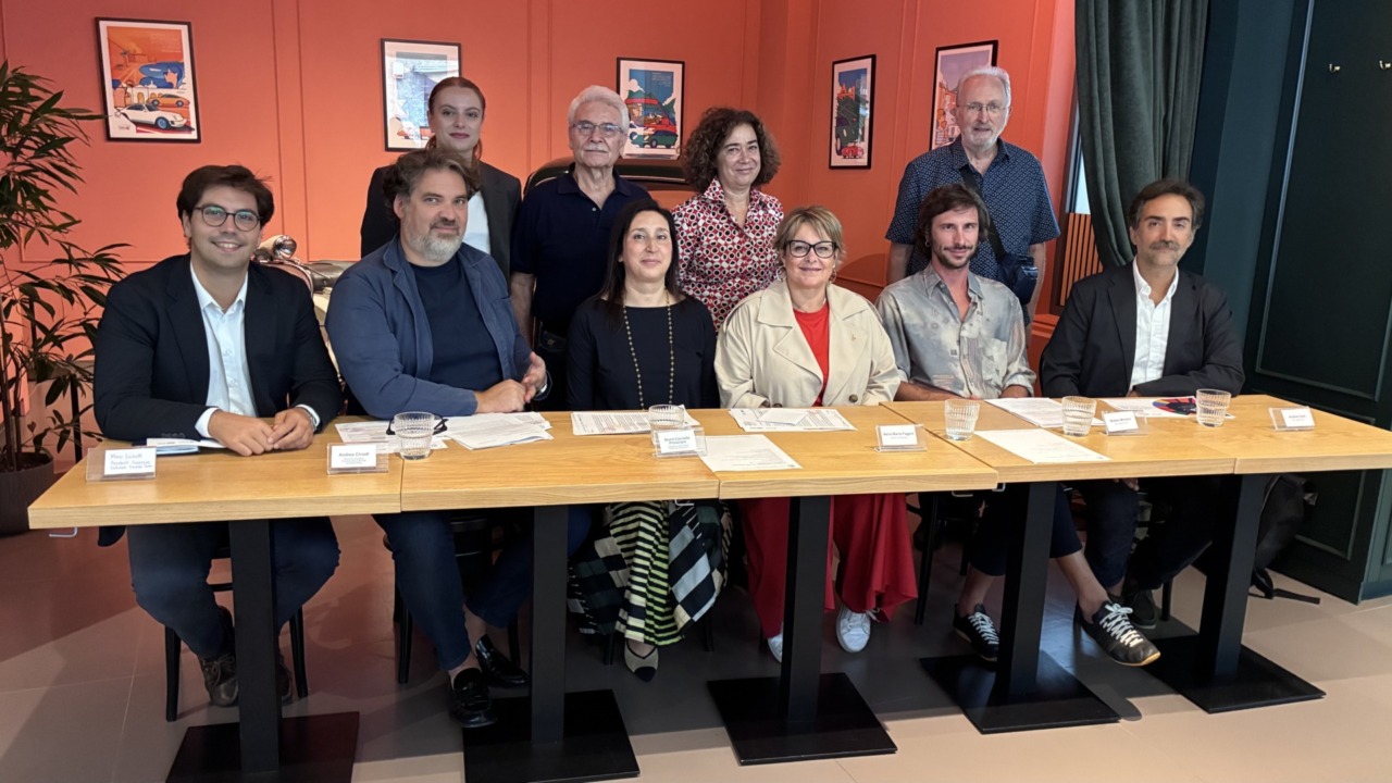 Varese Cultura 2030: a Saronno teatro, street art e proiezioni immersive