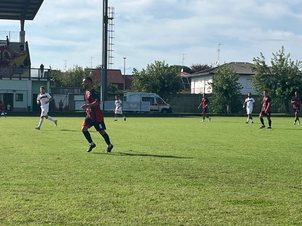 La Caronnese va sul 2 a 0, ma la Vergiatese la raggiunge nel finale