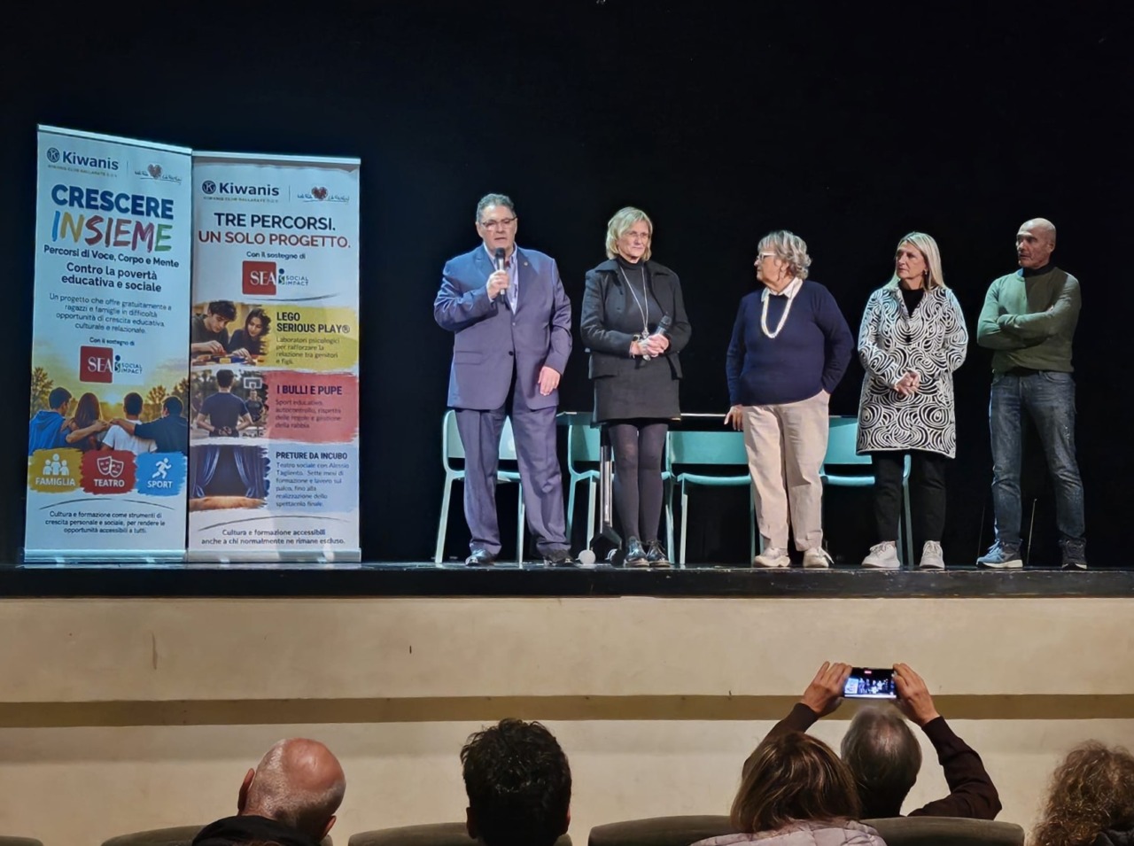 Presentato “Crescere Insieme”: teatro, sport e psicologia contro la povertà educativa