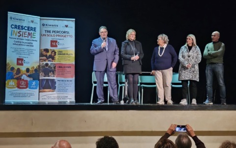Presentato “Crescere Insieme”: teatro, sport e psicologia contro la povertà educativa
