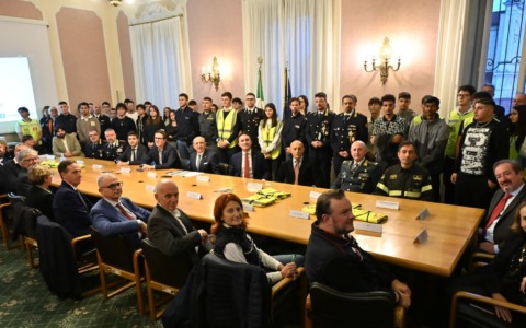Sottoscritto in Prefettura il protocollo d’intesa “On the Road”