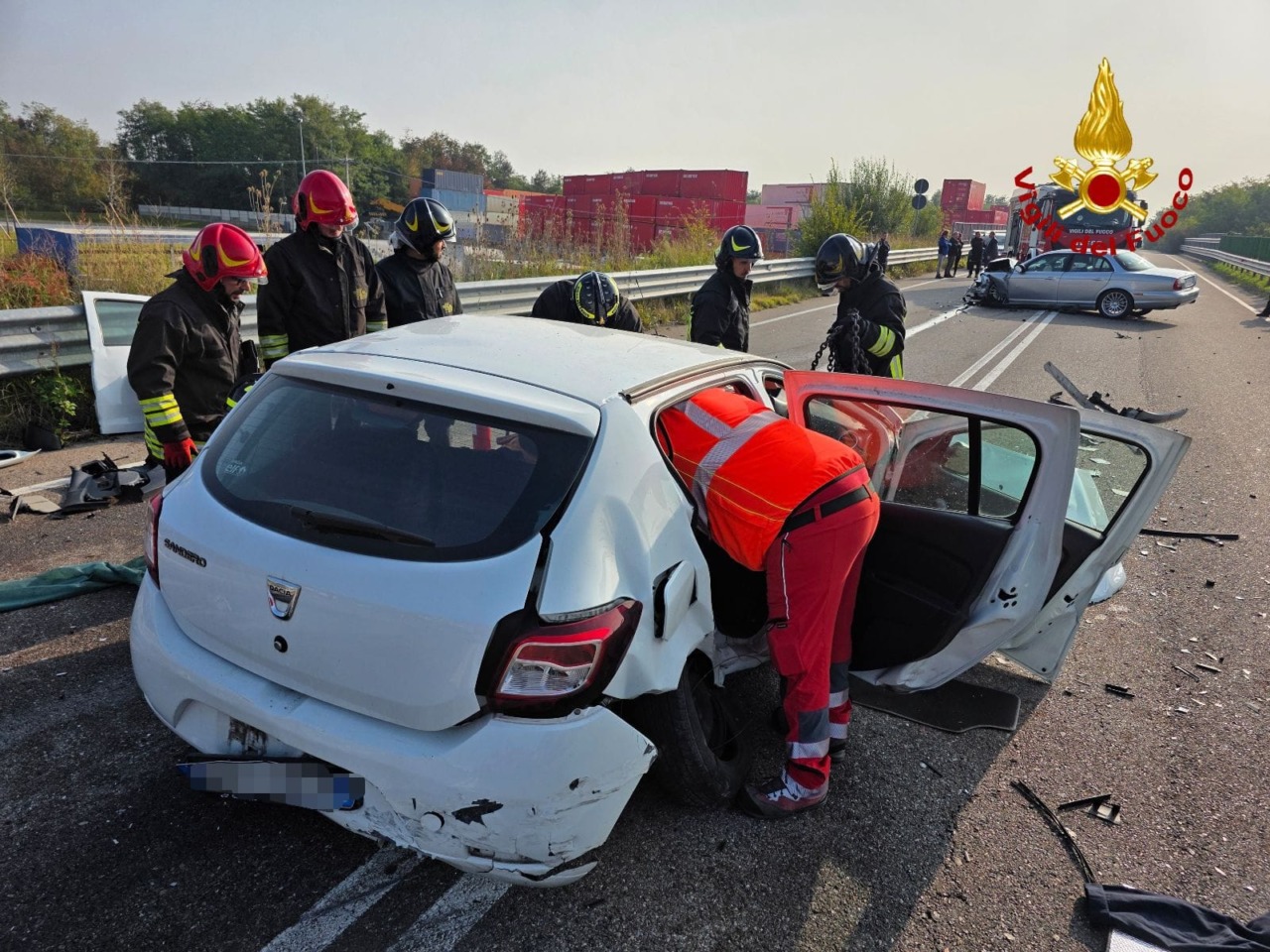 Tragico scontro frontale sulla tangenziale sud di Cassano Magnago, muore una 69enne
