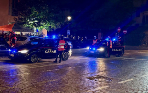 Controlli congiunti di Carabinieri e Polizia Locale a Turate: sequestrato hashish ed elevate 10 contravvenzioni  