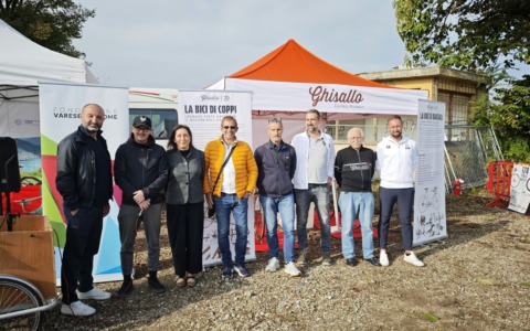 Maxischermo, le bici dei campioni e poi tutti in sella